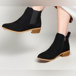 Elegant Black Heeled Ankle Boots Side Zip, Size 9 
NWOT